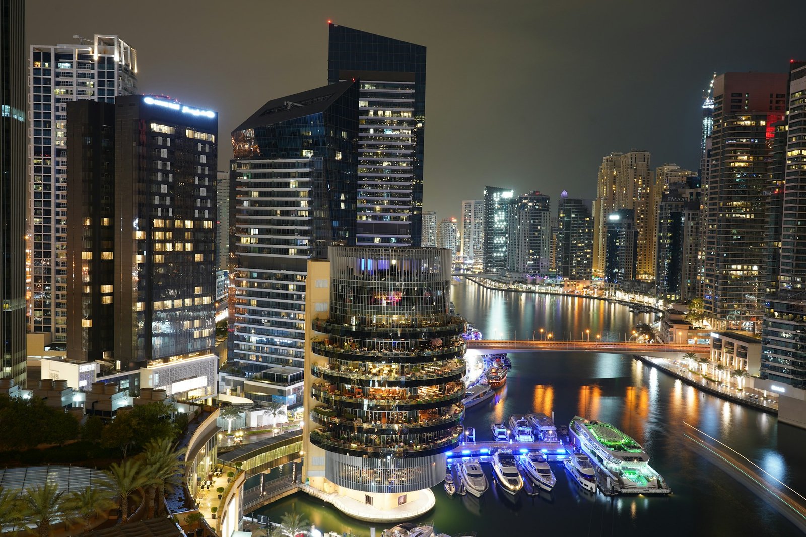 Abu Dhabi Corniche waterfront